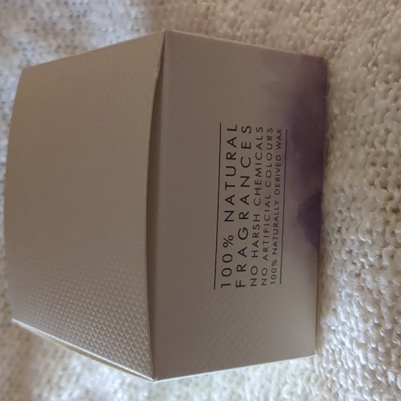 NEOM PERFECT NIGHT'S SLEEP SCENTED CANDLE (1 WICK), 75g/2.6oz - Picture 11 of 13